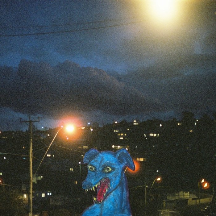 Resenha: Divers – “Odd dog in the capital”