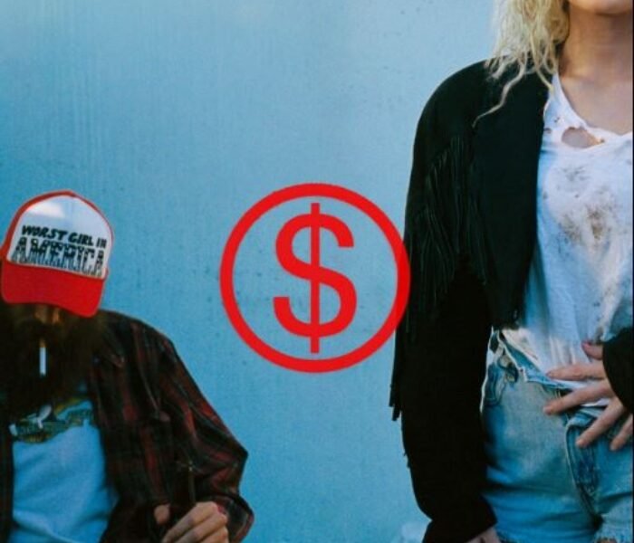 Resenha: Slayyyter – “Wor$t girl in America”