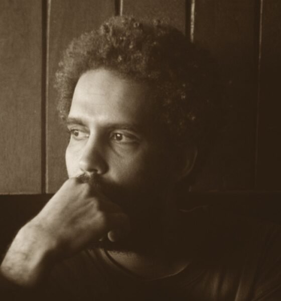 Resenha: Bruno Berle – “Sem fronteiras”