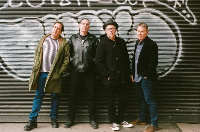 Punk de NYC, The Underbites prepara disco sobre um mundo fora de controle