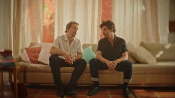 Frame do clipe de O mais sincero, do Vanguart