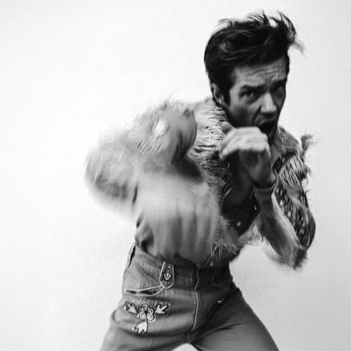 Resenha: Brandon Flowers – “Thrasher”