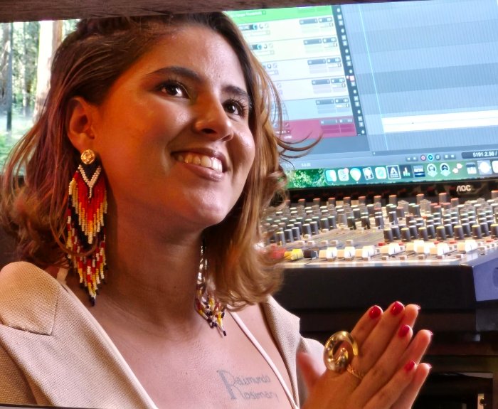 Klicia mostra som autoral maranhense em session do selo Brisa Rec